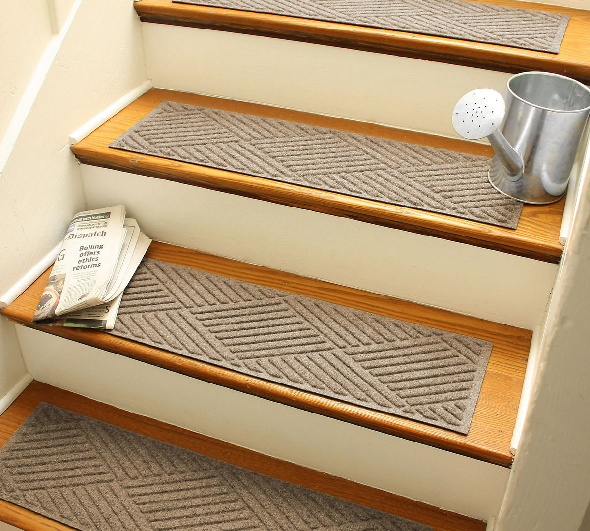 WaterHog Diamonds Outdoor Stair Treads